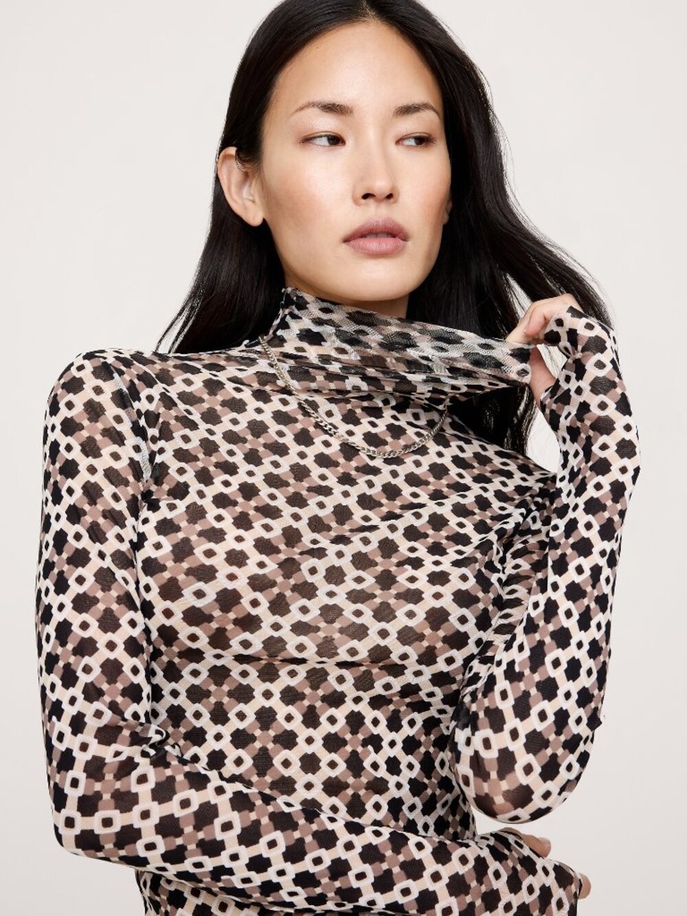 NWT Banana Republic Geometric Semi-Sheer Fitted Mesh L/S Turtleneck Top XXL